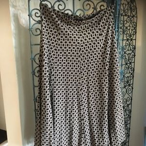 Anne Klein swingy skirt